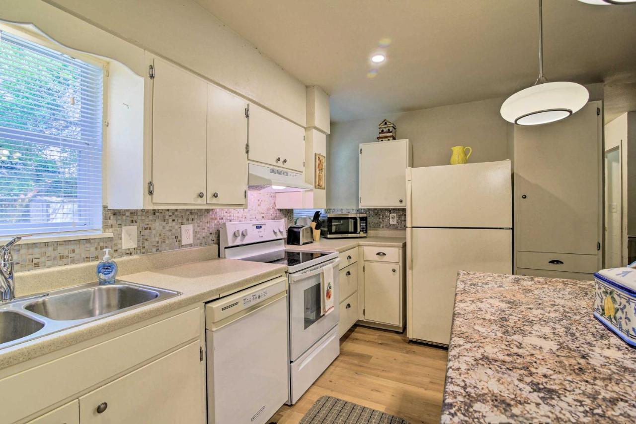 Utopia Family Home, 2 Blocks To Utopia Park! المظهر الخارجي الصورة